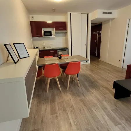 Le Cosy Appart Piscine Et Spa Appartement Blanquefort (Gironde)